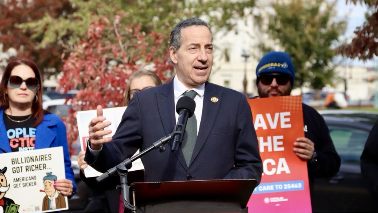 Deputado democrata exige investigação sobre a entrevista de Donald Trump ao “60 Minutes”