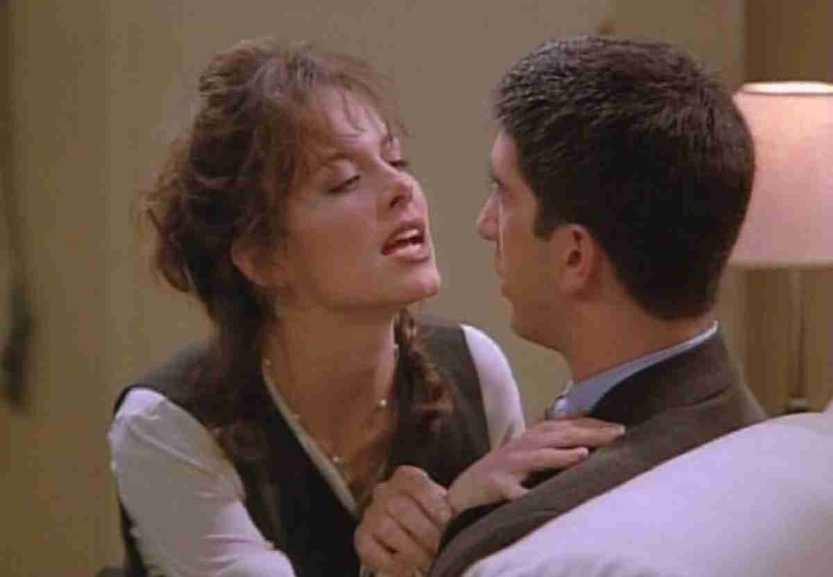 Melora Hardin a David Schwimmer ve Friends – reprodukce
