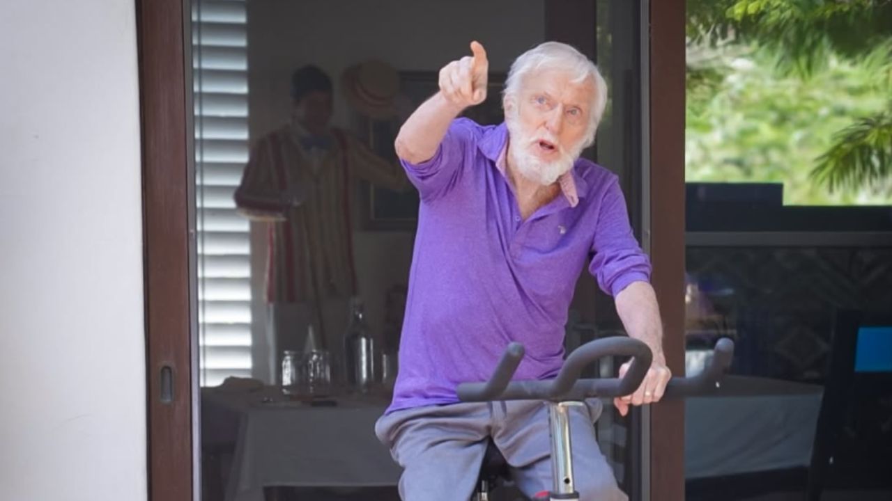 Dick Van Dyke rivela due abitudini che probabilmente lo faranno arrivare a 100 anni