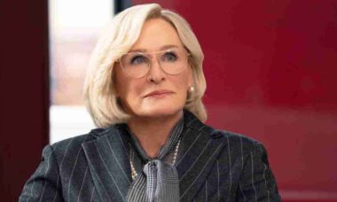 Glenn Close em All's Fair. Foto: reprodução Hulu
