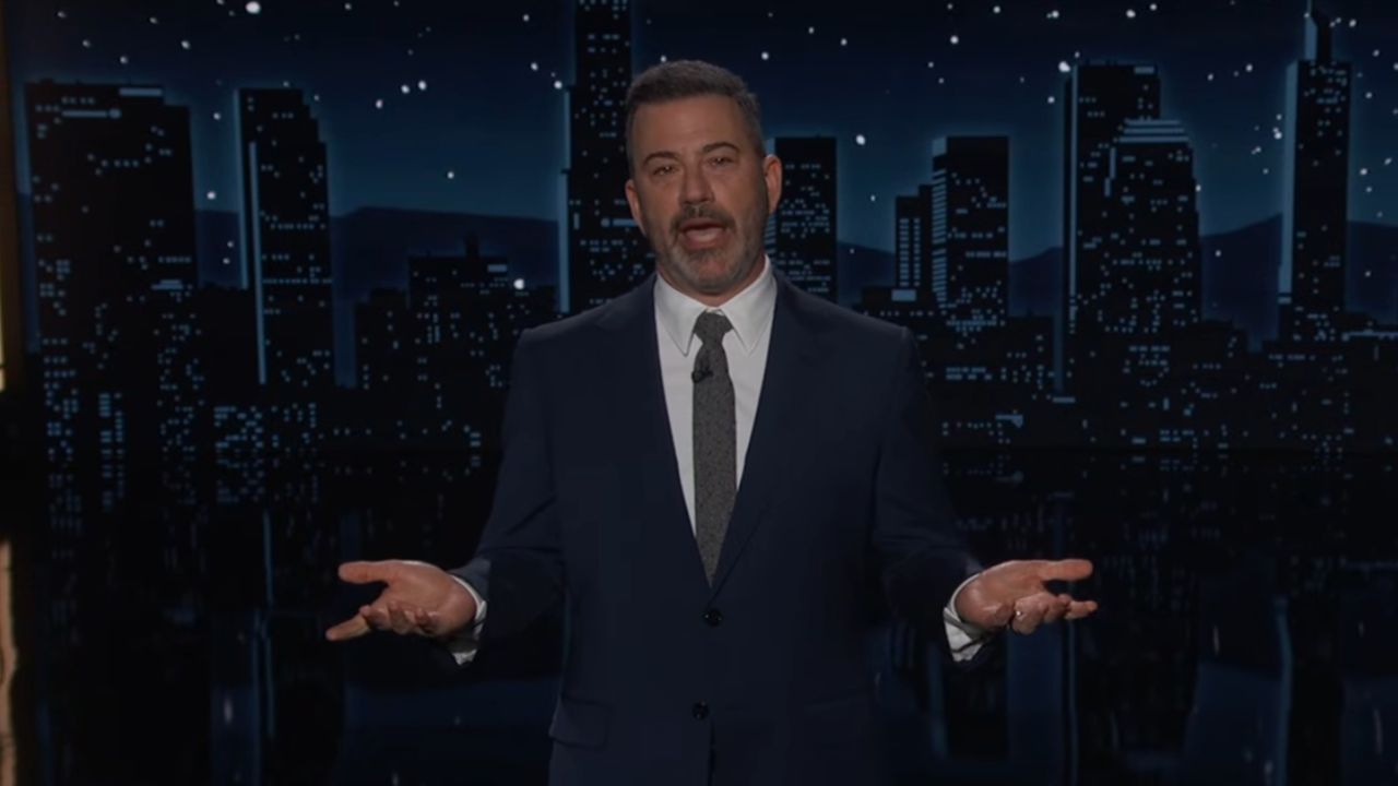 Jimmy Kimmel oznamuje prodloužení smlouvy do roku 2027 a vyzývá Trumpa k talentové soutěži