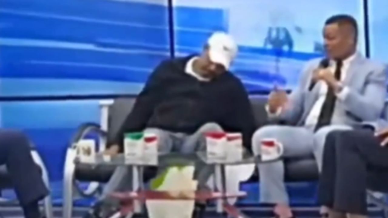 Homem morre ao vivo depois de sofrer infarto em debate em programa dominicano