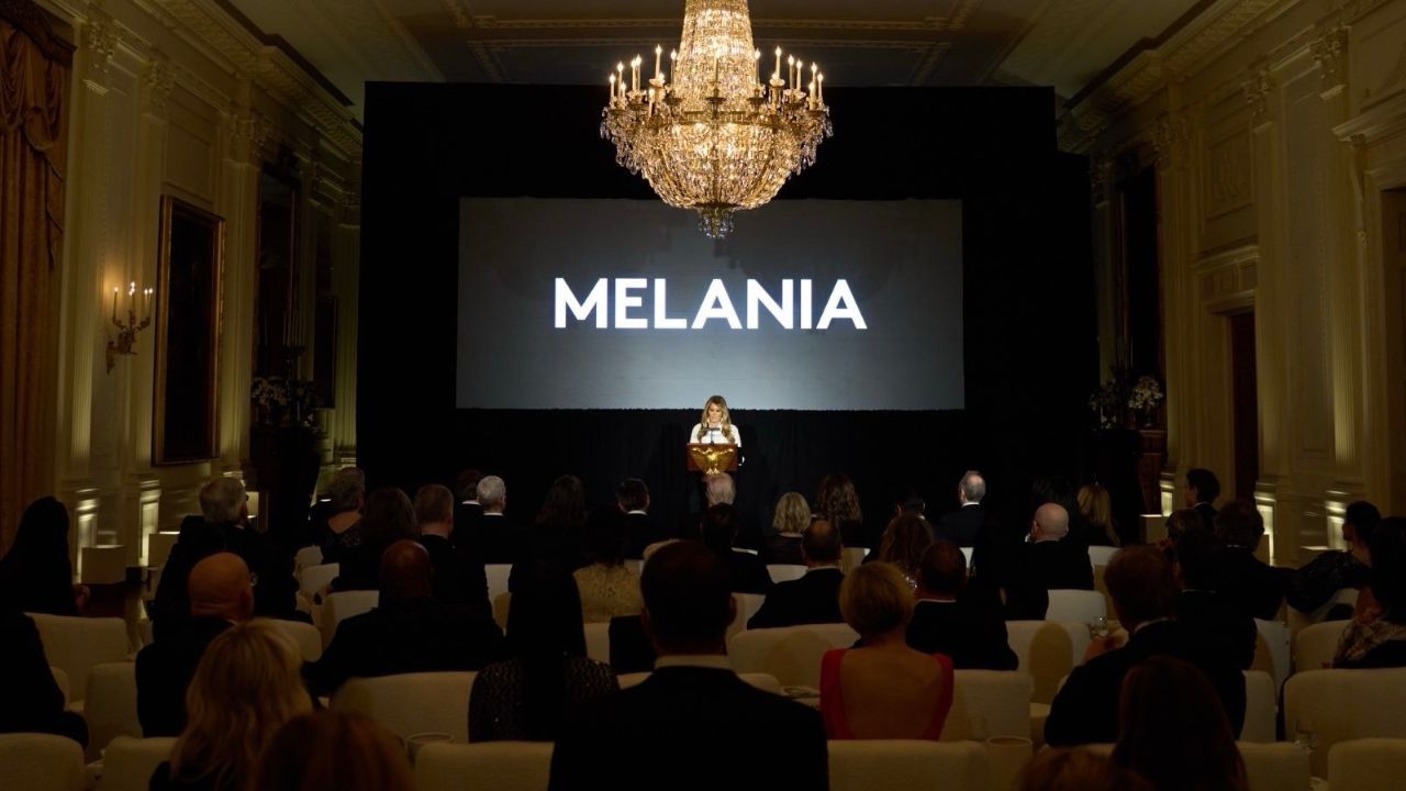 Casa Branca faz exibição exclusiva do documentário da Amazon sobre Melania Trump