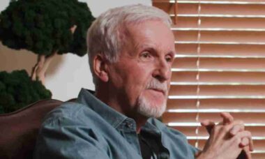 James Cameron no programa In Depth with Graham Besinger - reprodução YouTube