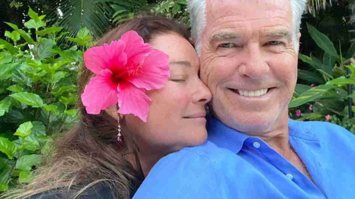 Pierce Brosnan et son épouse - reproduction Instagram