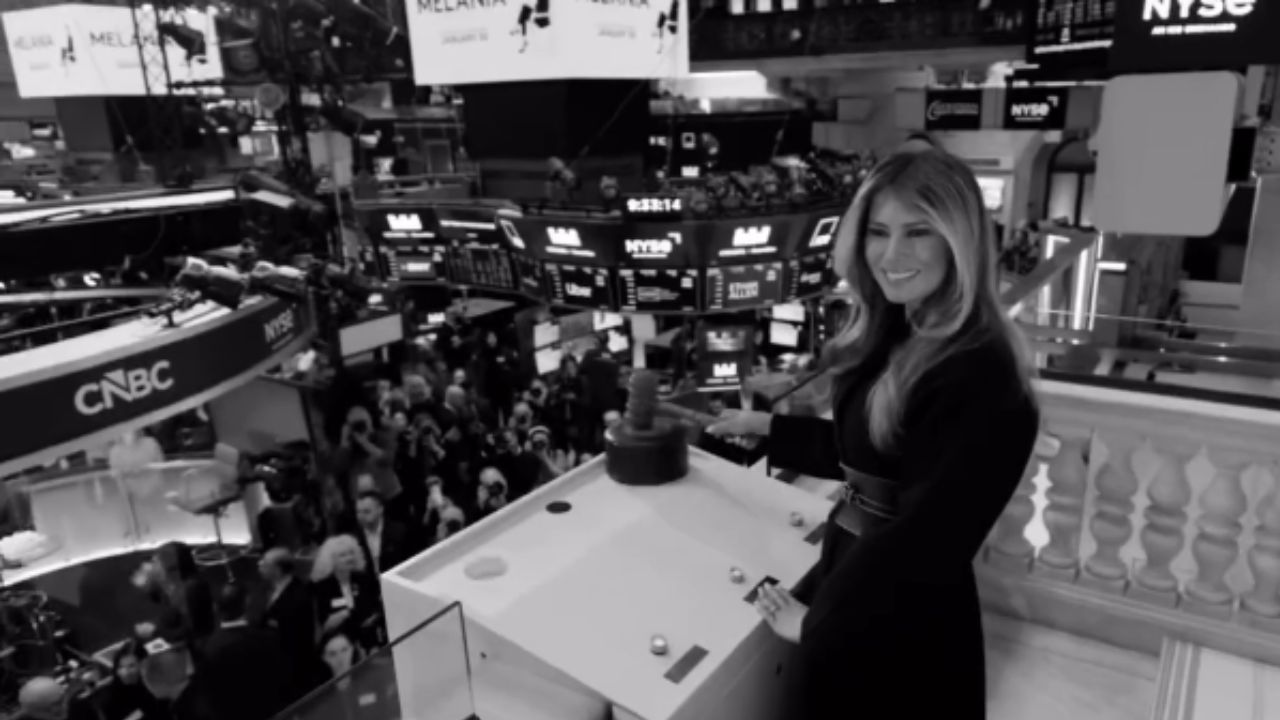 „Melania“ zaznamenává pokles tržeb během druhého víkendu a Amazon se staví na obranu produkce