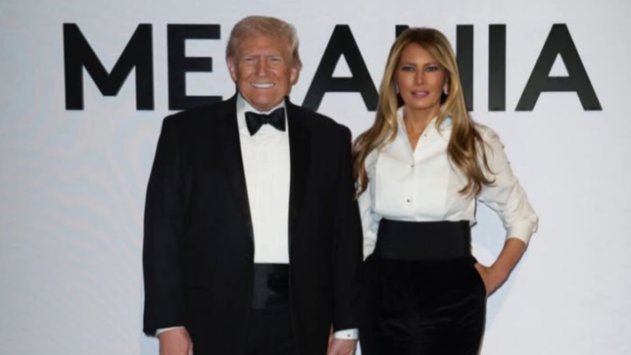 Donald Trump se zamotal, když si na premiéře filmu své manželky nedokázal vzpomenout na rodnou zemi Melanie