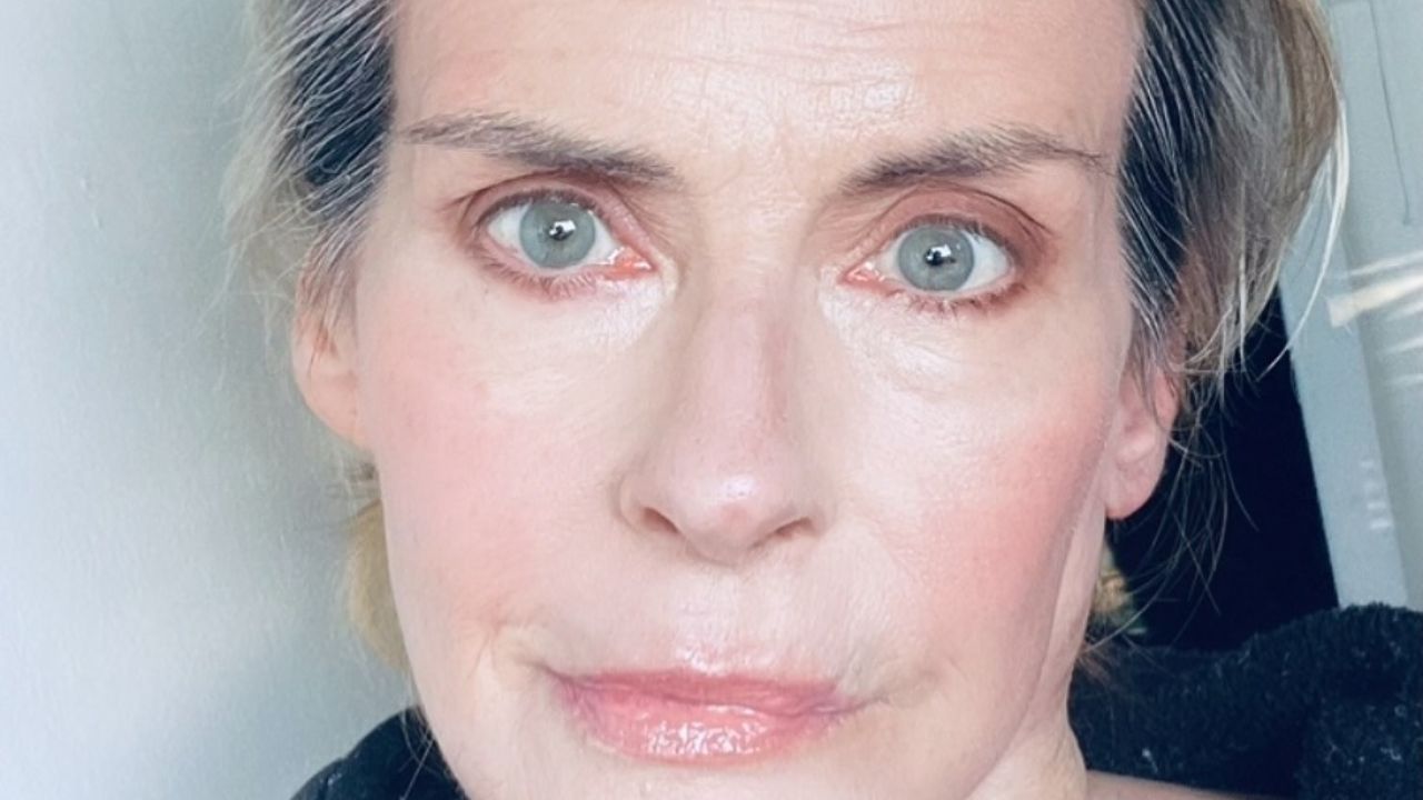 Ex-estrela da série “Dallas”, supermodelo dos anos 80 morre aos 62 depois de enfrentar um câncer