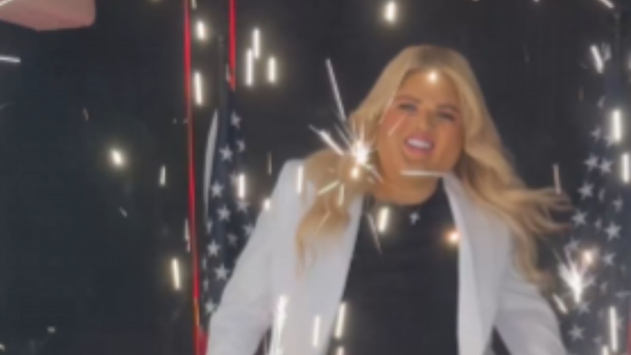 Comediante Druski se veste como Erika Kirk em esquete e enfrenta repercussão negativa