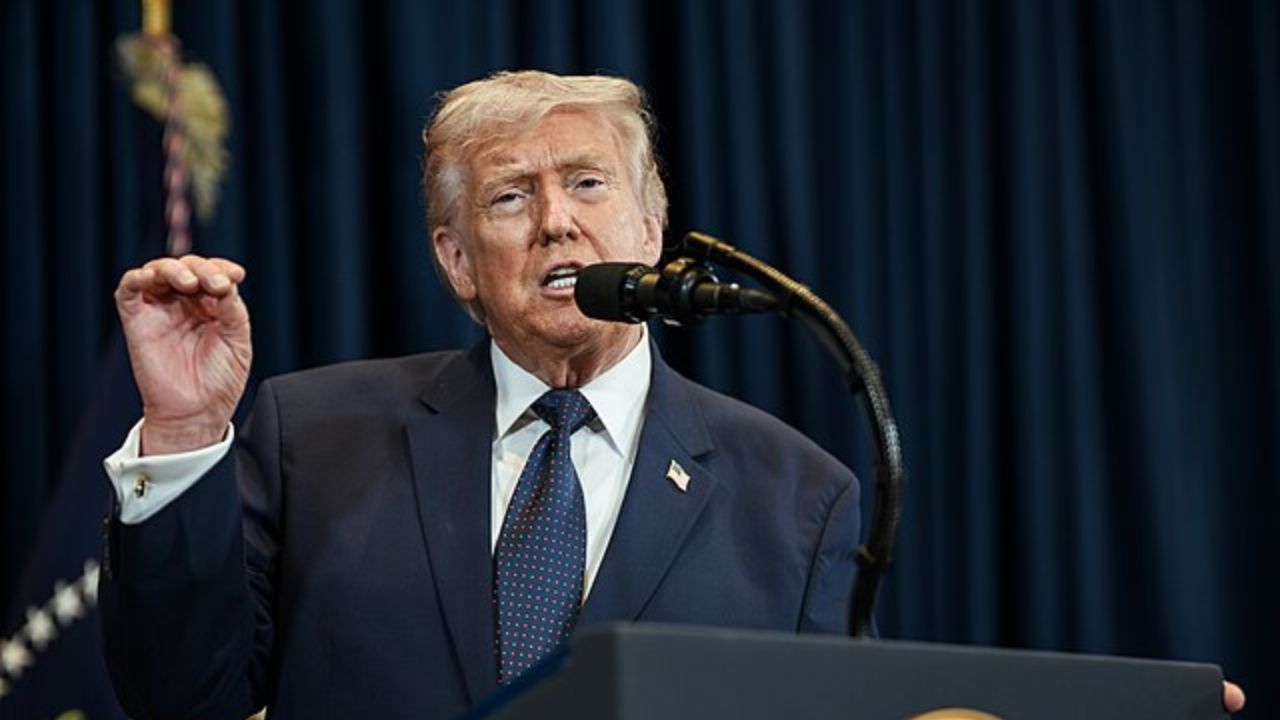 Internautas acreditam que Trump está culpando membros de seu governo por causa da guerra com o Irã