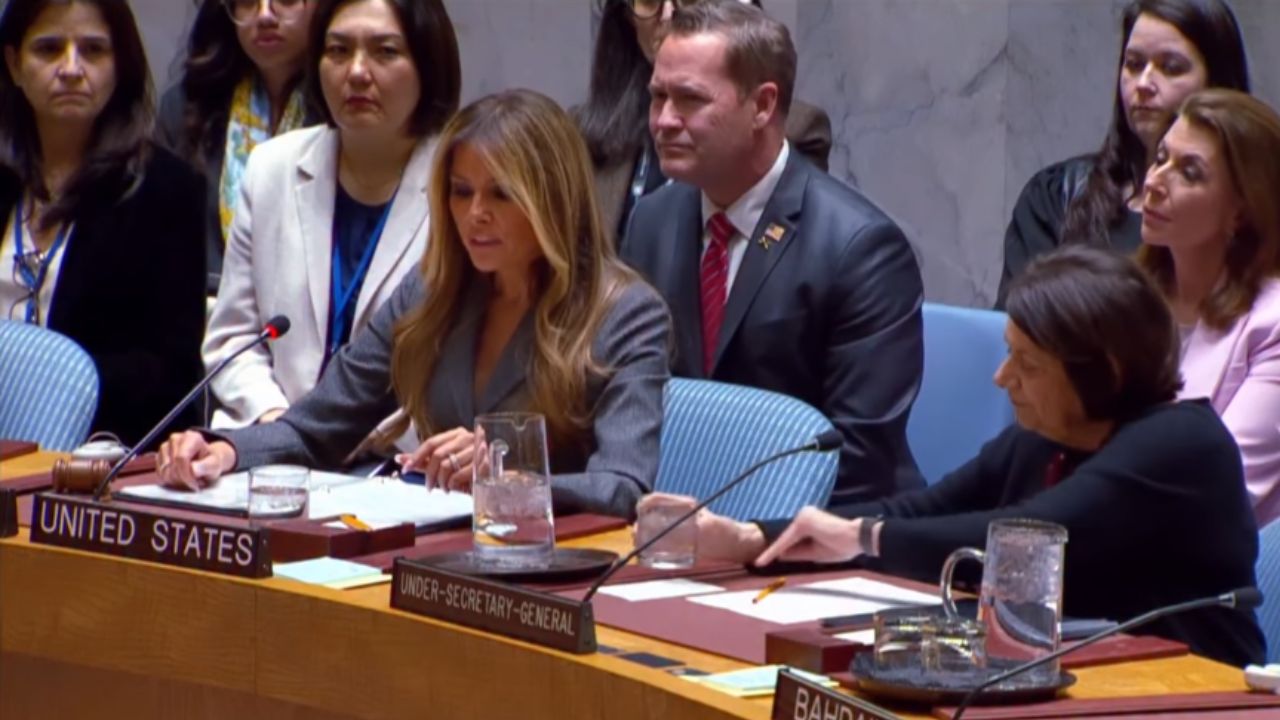 Melania Trump choca comunidade internacional ao presidir reunião na ONU