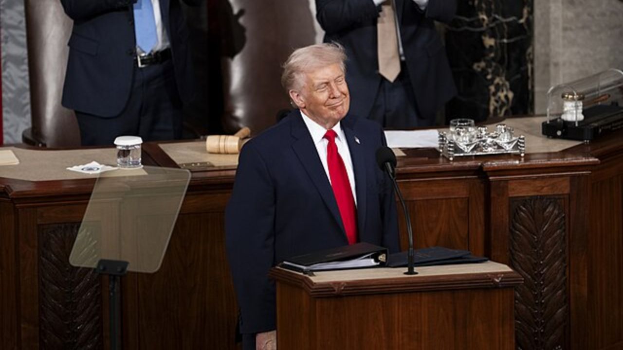 Donald Trump diz que Cuba “vai cair muito em breve” e que colocará Marco Rubio no comando