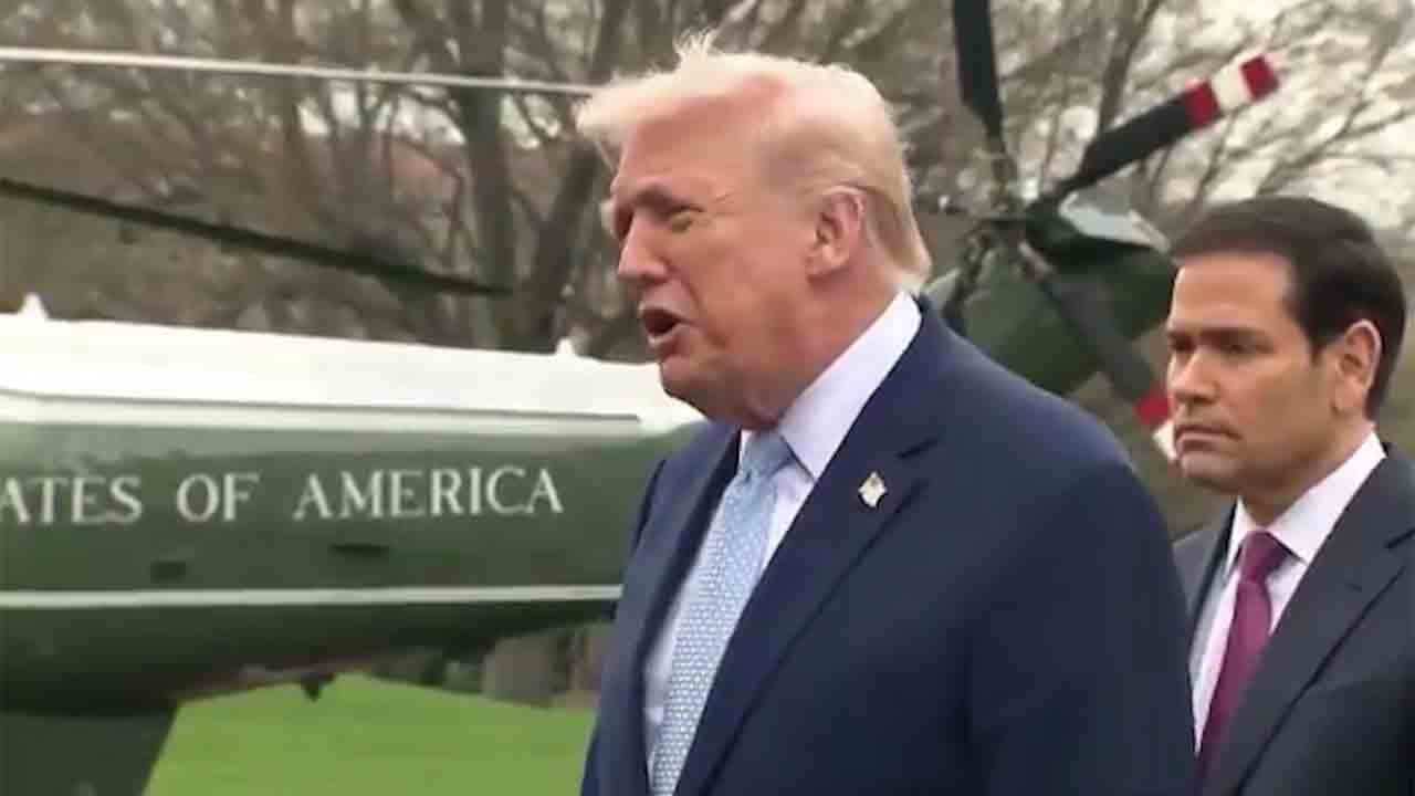 Trump reacts to Chuck Norris’ death and says: “You wouldn’t want to fight him”. X @RapidResponse47