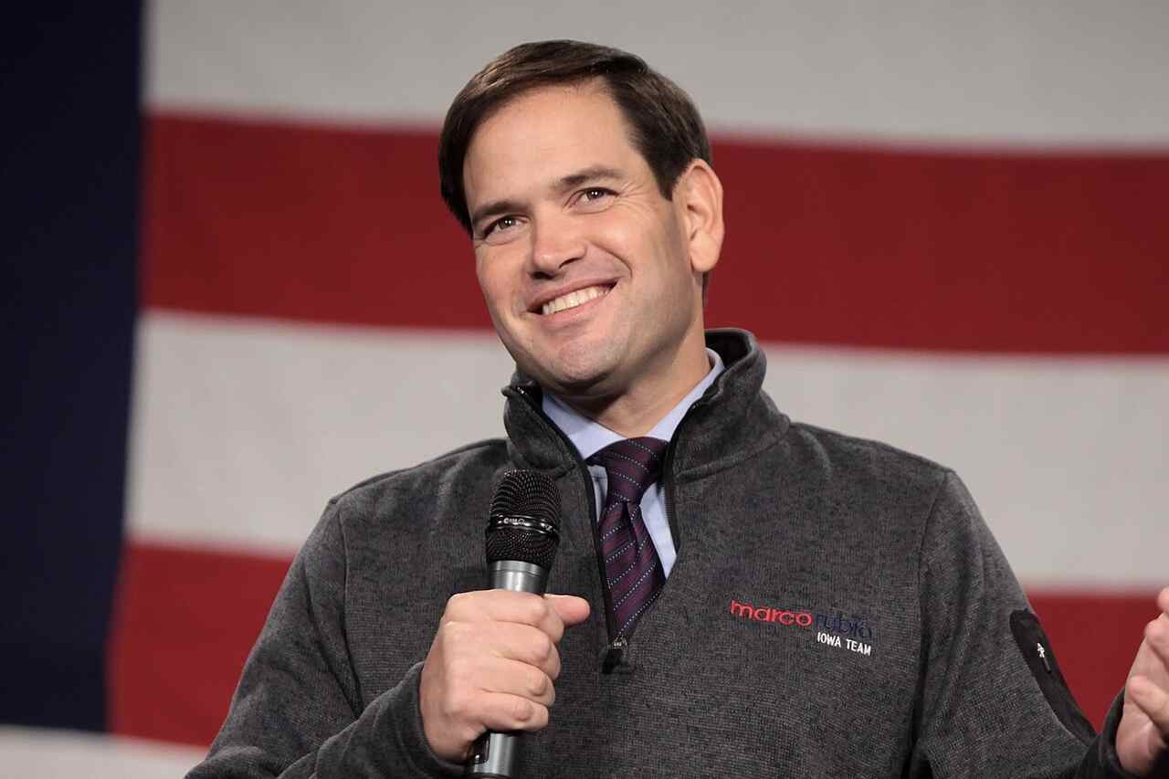 Marco Rubio byl zaskočen otázkou ohledně útoku na školu v Íránu, při němž zahynulo více než 160 lidí