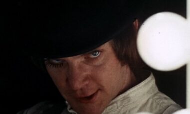 Malcolm McDowell, estrela de “Clockwork Orange”, revela que teve dificuldades para lidar com fama repentina