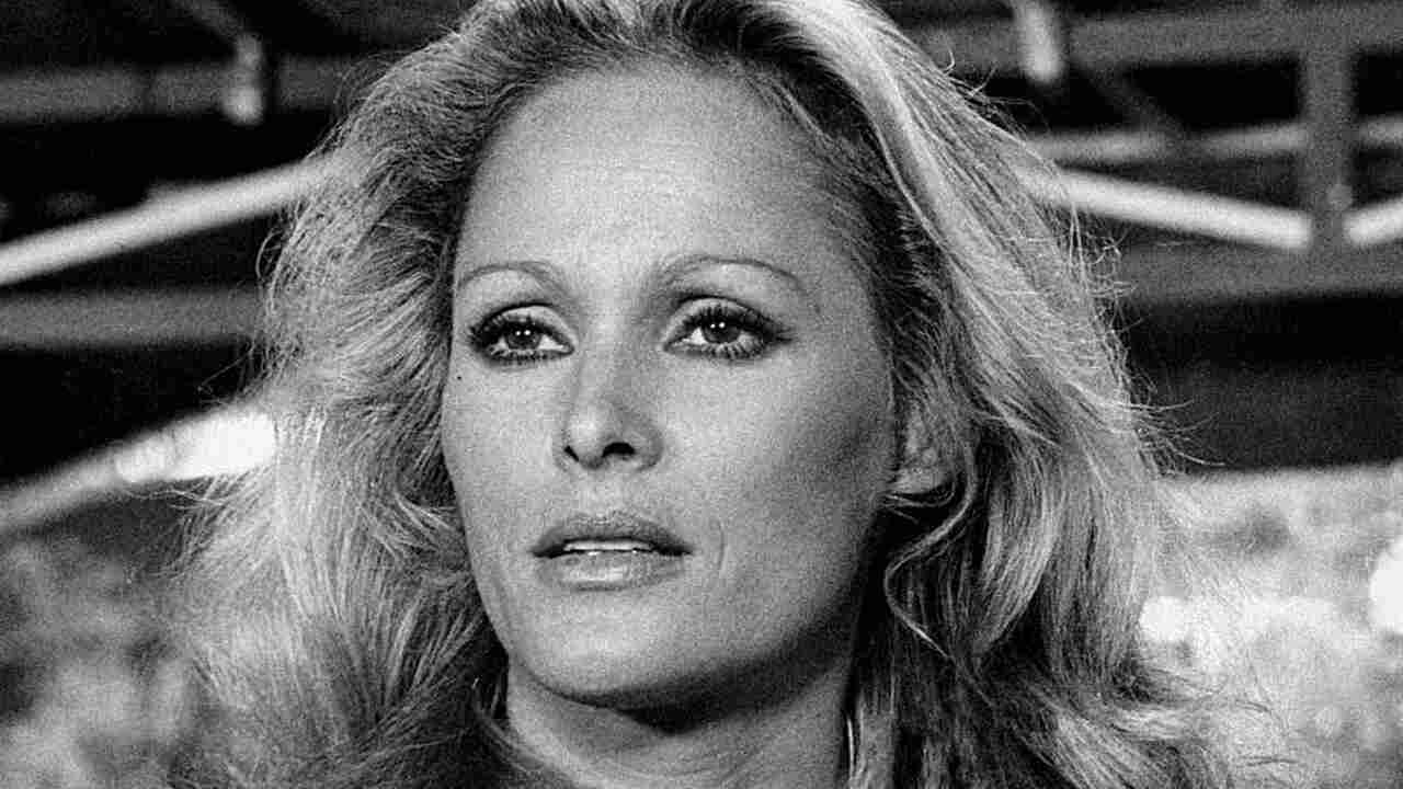 Ursula Andress, the first “Bond girl”, recovers $23 million of her fortune stolen by former manager