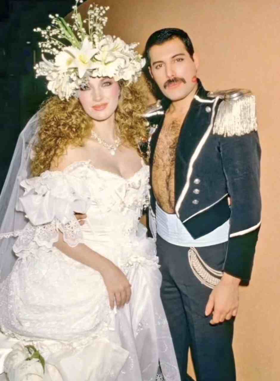 Jane Seymour conta sobre a vez que "casou" com Freddie Mercury: "Momento sublime"