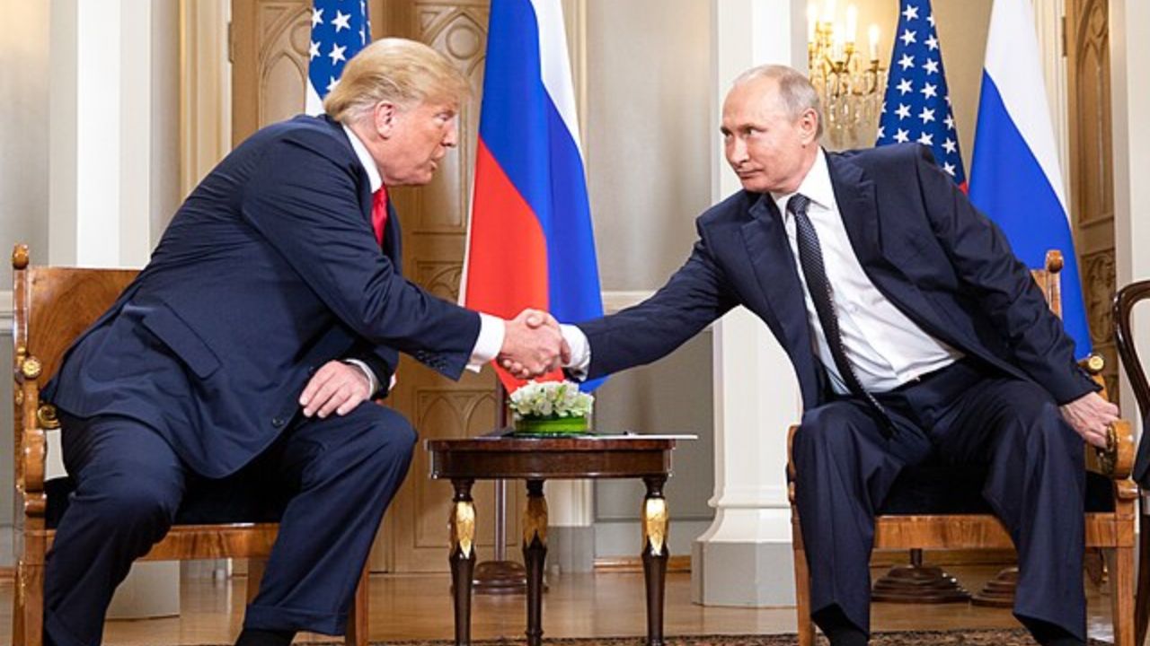 Donald Trump é comparado com Vladimir Putin após tentar minimizar a guerra com o Irã