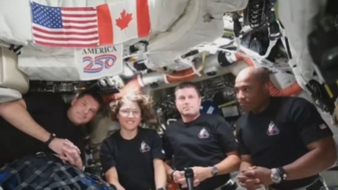 Astronautas da Artemis II ficam em silêncio constrangedor após discurso de Donald Trump