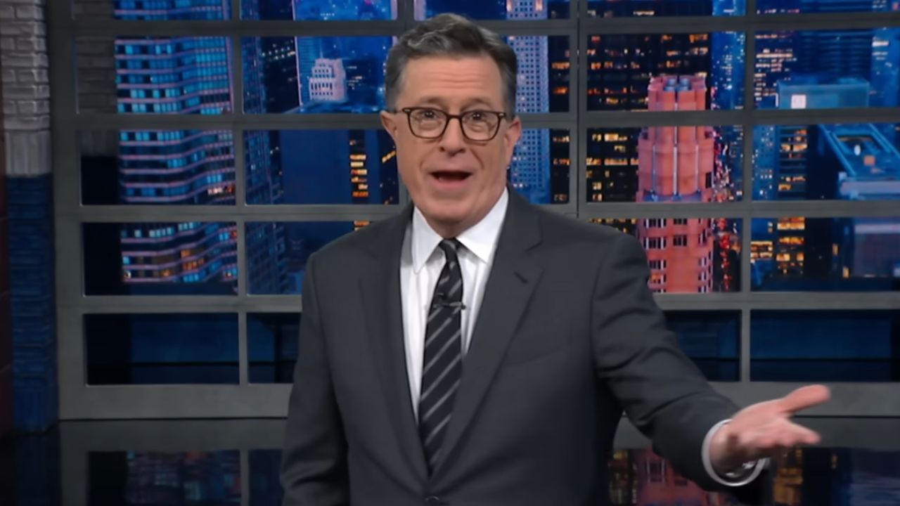 Stephen Colbert fica incrédulo que ainda existam pessoas apoiando Donald Trump