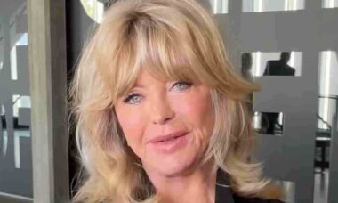 Goldie Hawn. Instagram @goldiehawn