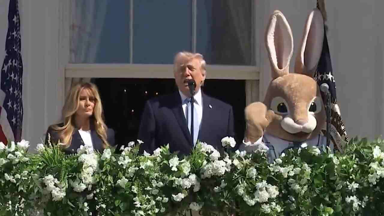 Velikonoční video zveřejněné Bílým domem vyvolává konspirační teorie o „dvojníkovi“ Melanie Trumpové