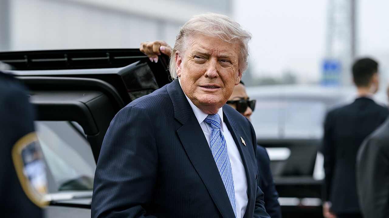 Trumpovy komentáře o "silných a svalnatých" kadetech vyvolaly reakce na sociálních sítích