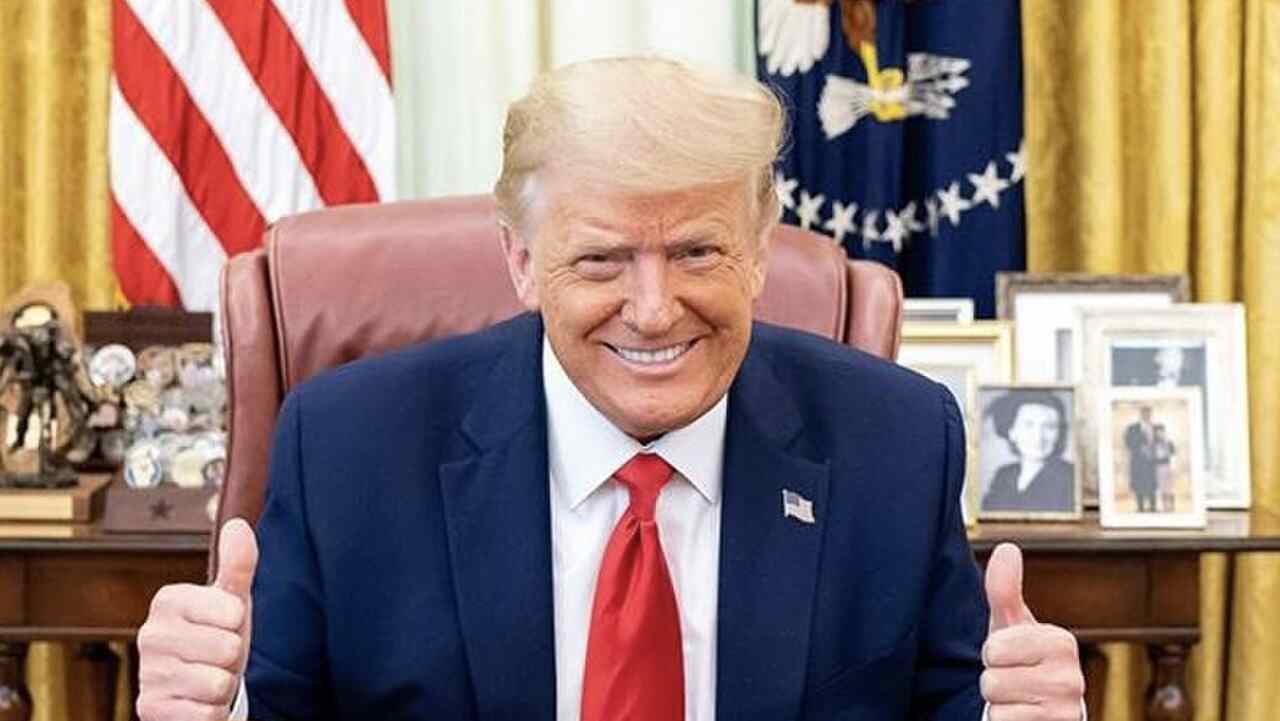 Trump elogia procurador-geral por tê-lo mantido "fora da cadeia por anos"