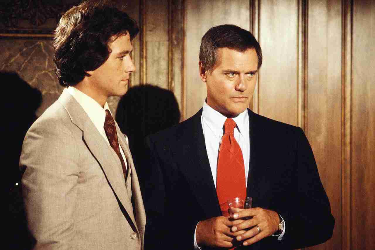 Patrick Duffy and Larry Hagman in Dallas - CBS reproduction