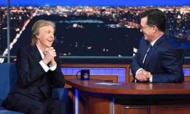 Paul McCartney e Stephen Colbert - reprodução YouTube