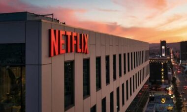 Texas processa Netflix por "espionar" crianças e usar recursos viciantes