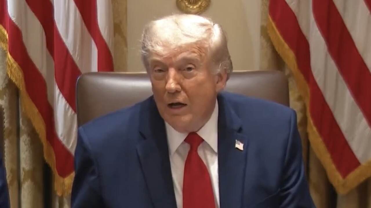 Trump é criticado após confundir Irã e Venezuela durante reunião