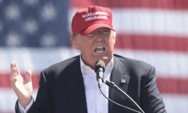 Trump sugere transformar evento "Freedom 250" em comício do MAGA após desistência de artistas