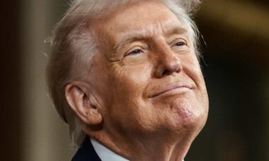 Trump pode levantar troféu da Copa do Mundo independentemente do vencedor
