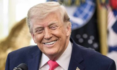 Trump revela desejo de aniversário ao completar 80 anos: "Paz mundial"