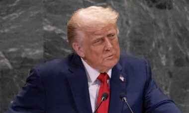 Fala de Trump sobre Biden "dormir" em público envelheceu mal, apontam críticos