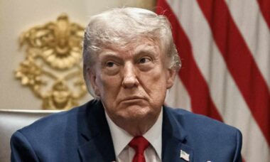 Trump afirma ter reunido público maior que Martin Luther King Jr. e gera controvérsia