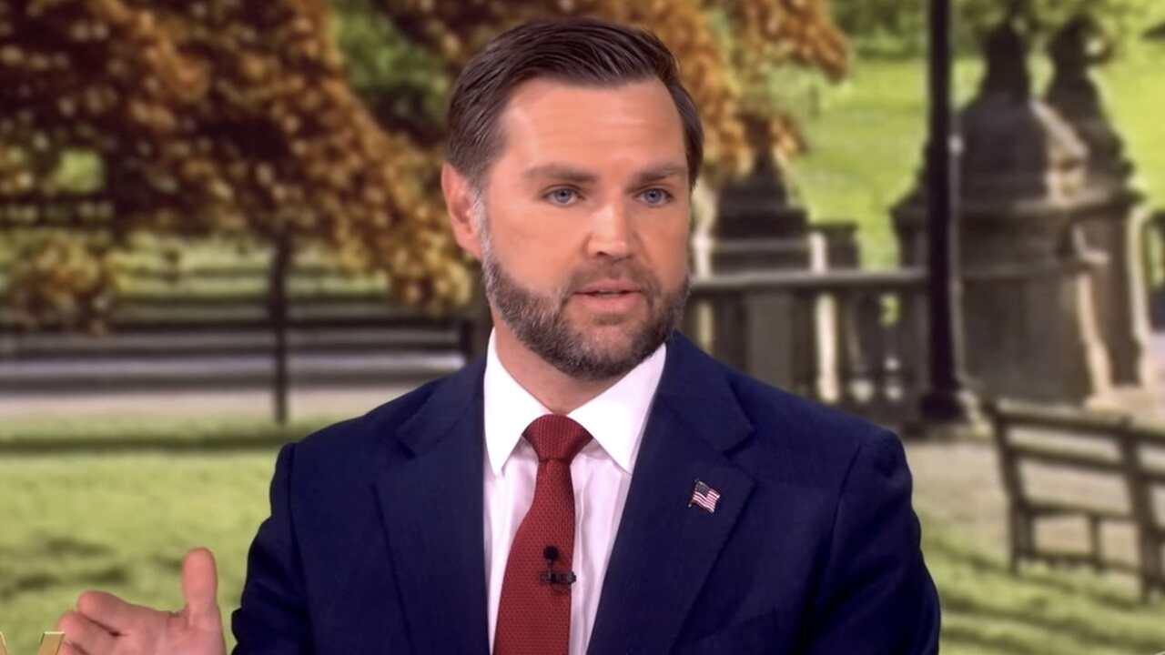 JD Vance diz ter sido surpreendido por recepção do programa "The View"