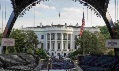 Imagens revelam estrutura gigantesca do UFC Freedom 250 na Casa Branca