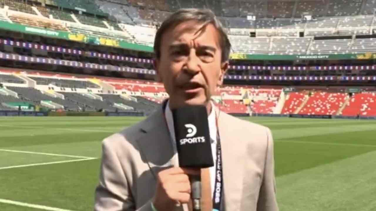 Repórter abandona transmissão ao vivo para tirar foto com Shakira antes da Copa do Mundo