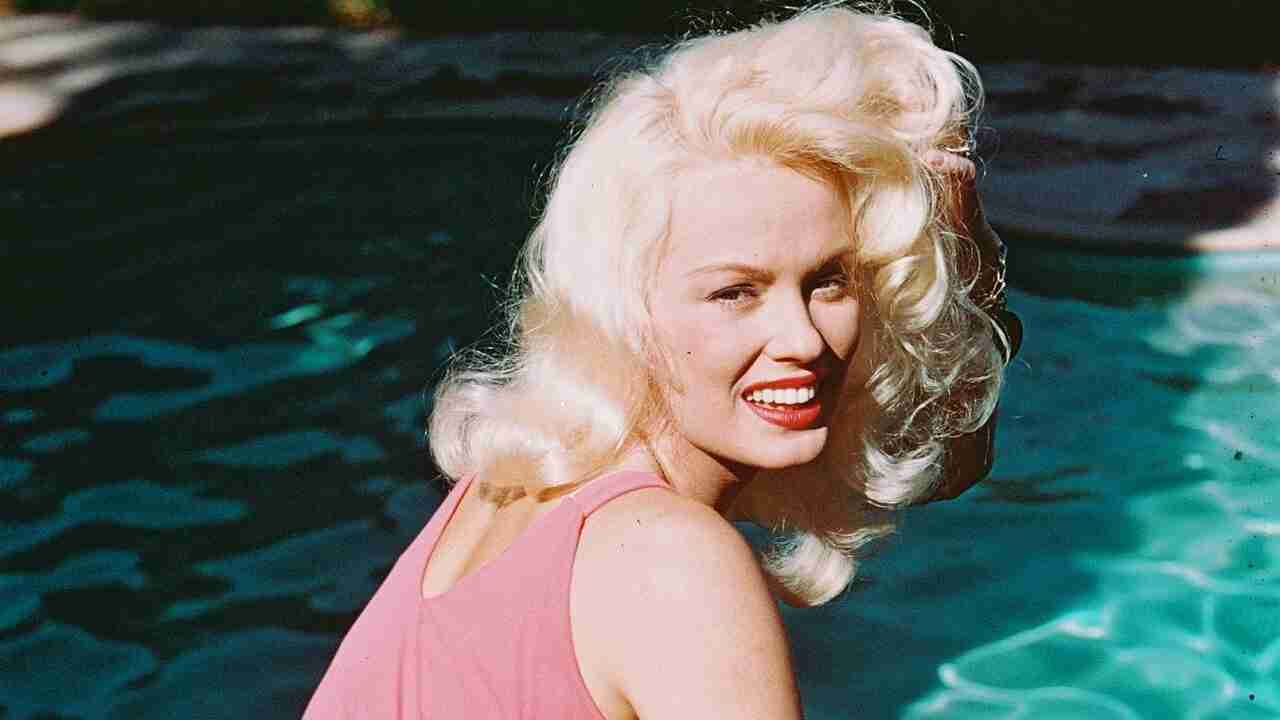 Mamie Van Doren - Wikimedia Commons