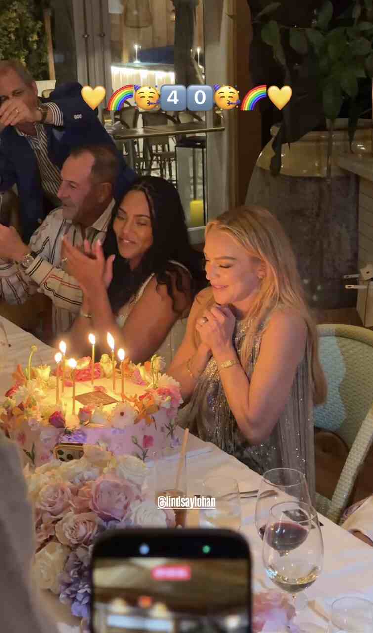 Lindsay Lohan comemora 40 anos com festa intimista nos Hamptons