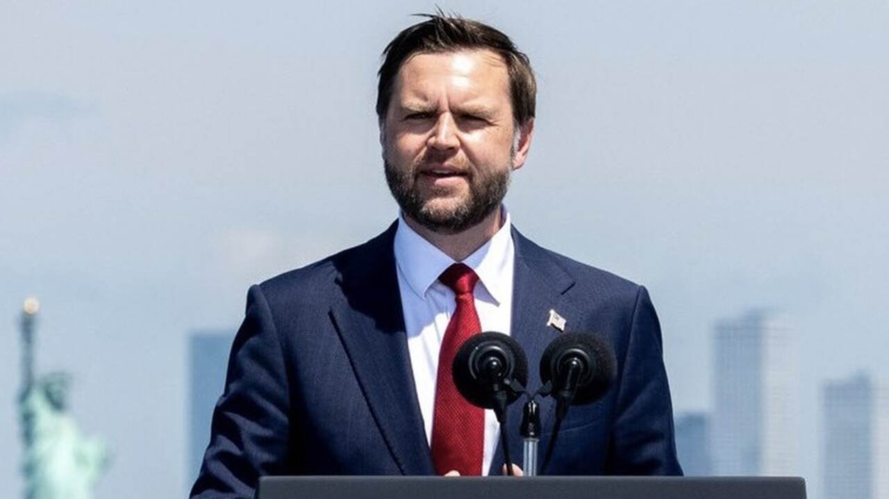 JD Vance revela luxos da vice-presidência e diz que sua vida mudou completamente