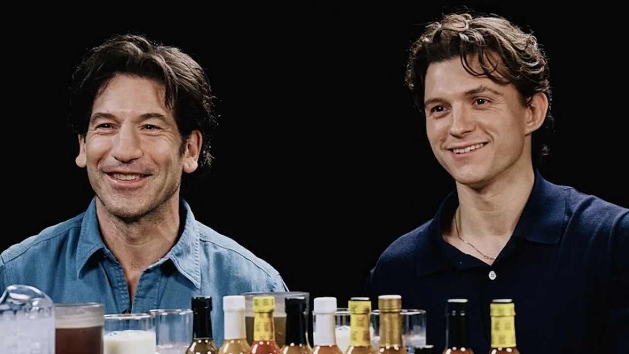 Tom Holland passa mal e vomita durante desafio de pimenta com Jon Bernthal