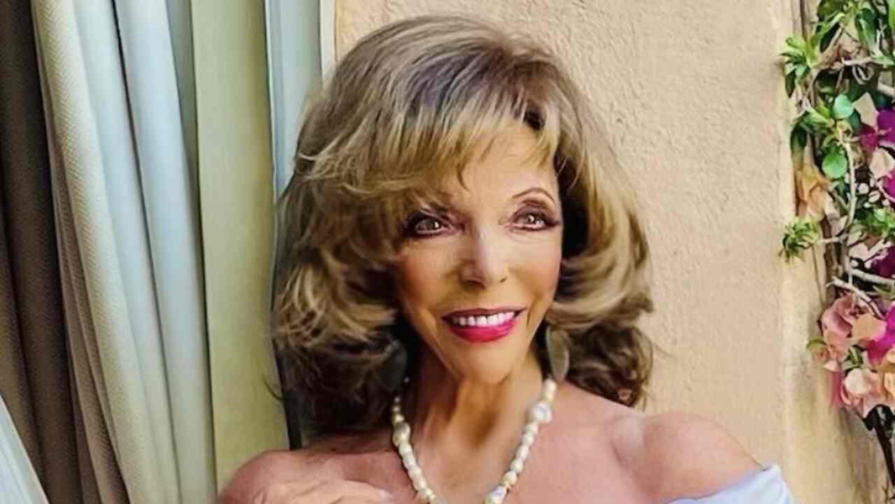 Aos 93 anos, Joan Collins chama a atenção com fotos de férias na França