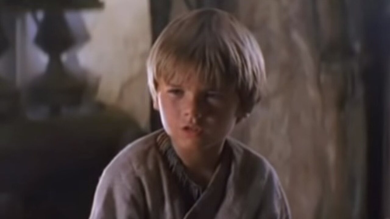 Veja como está o ator que interpretou o jovem Anakin Skywalker em "Star Wars"