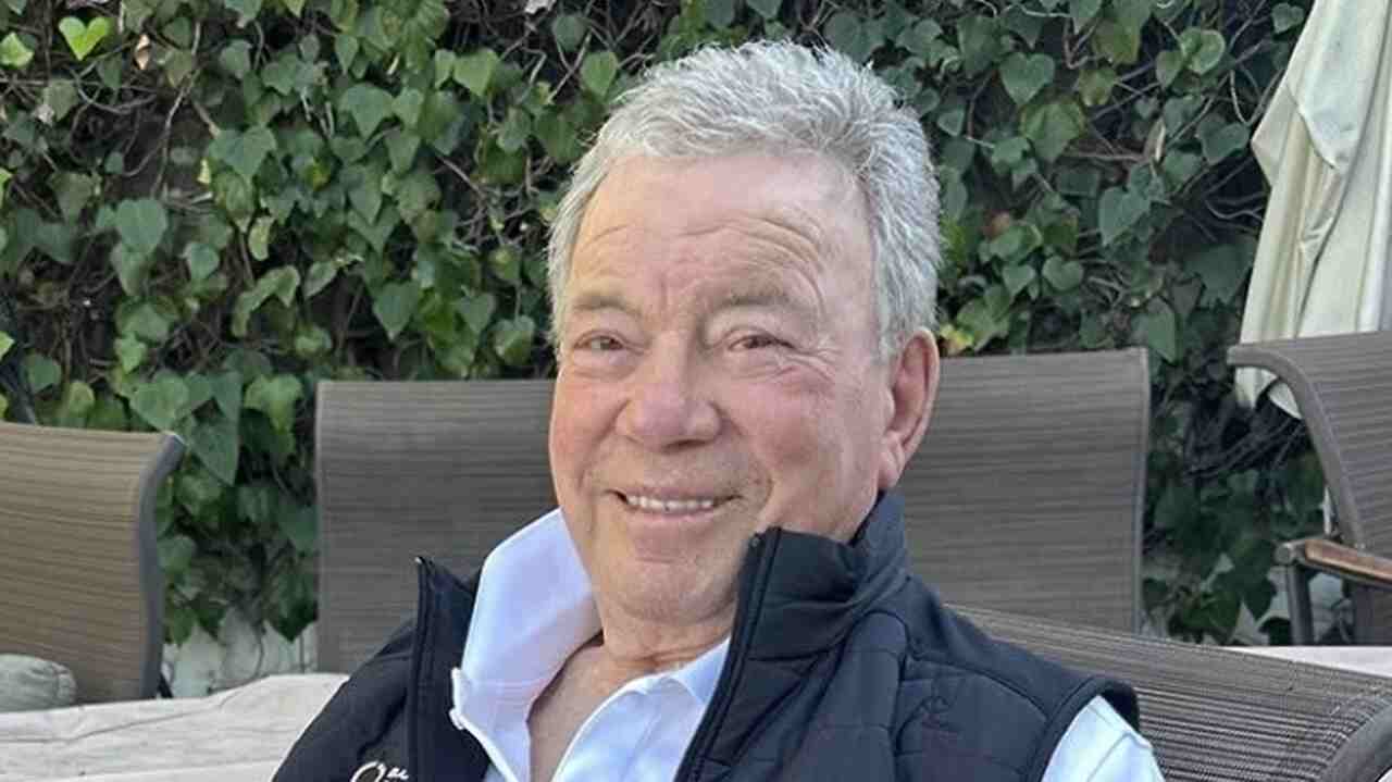 Aos 95 anos, William Shatner anuncia nova carreira como vocalista de banda de heavy metal
