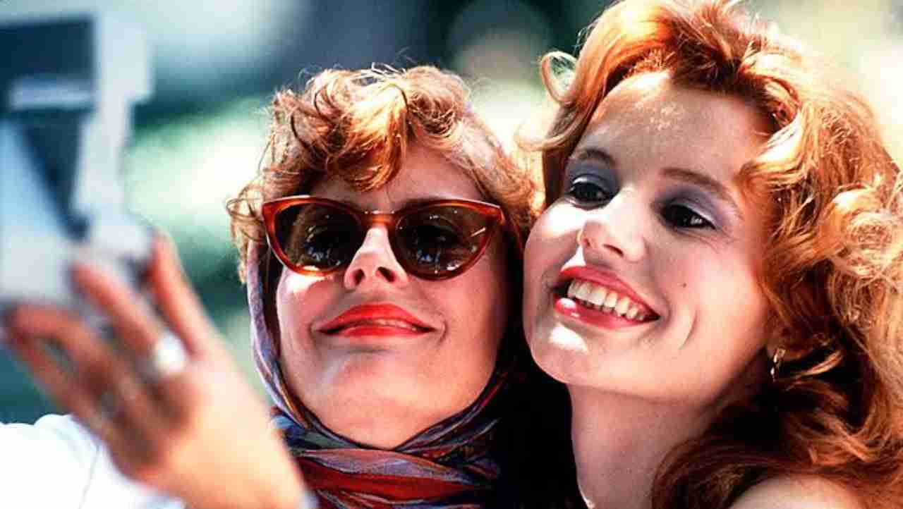 Susan Sarandon e Geena Davis em Thelma & Louise - reprodução divulgação